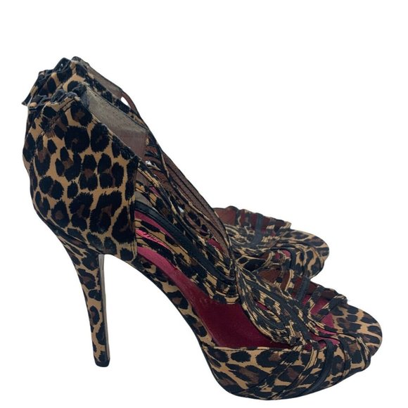 Betsey Johnson Size 9 M Animal Print High Heels, Back Zip, Brown - Picture 1 of 10